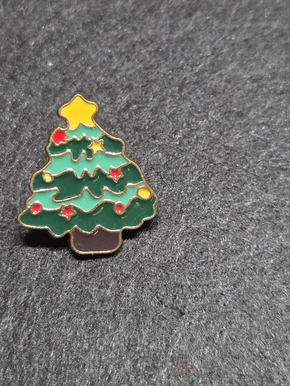 **Festive Enamel Christmas Tree Pin - Green, Yellow, Red**